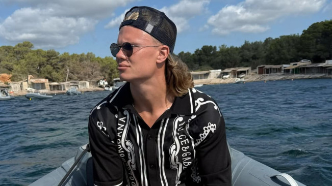 Erling Haaland video call dengan mantan sandera Hamas (Instagram @erling)
